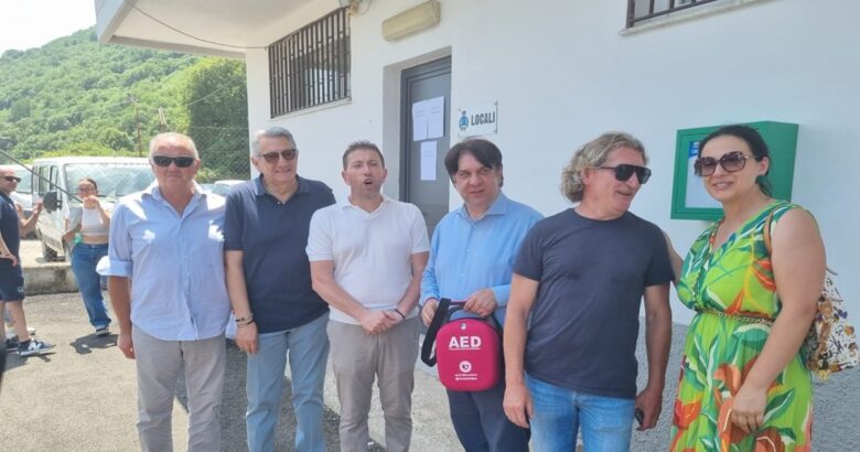 Sesto Campano, defibrillatore