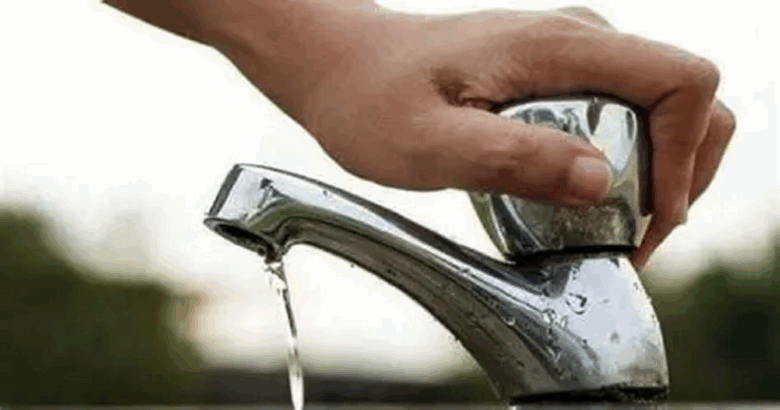 interruzione flusso idrico