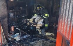 Incendio, garage, Sesto Campano, Vigili del Fuoco