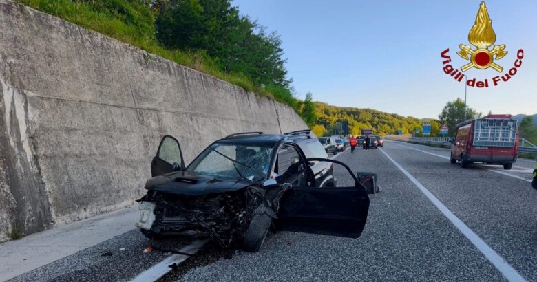 Scontro, alba, SS17 var, ferito