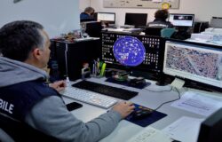 Concerto, Geolier, catenine, scippate, Polizia