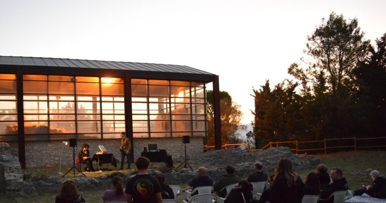 Macchia d’Isernia, alba, arte, musica, poesia