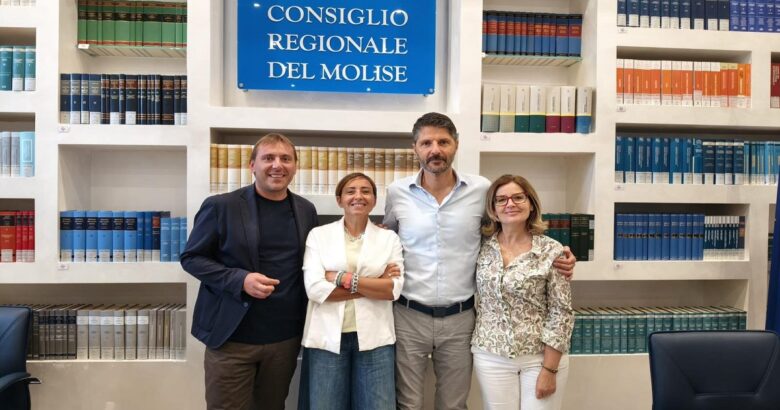 Acqua, Molise, Puglia, M5s