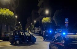 Isernia, giovani, fuga, tamponamento, auto