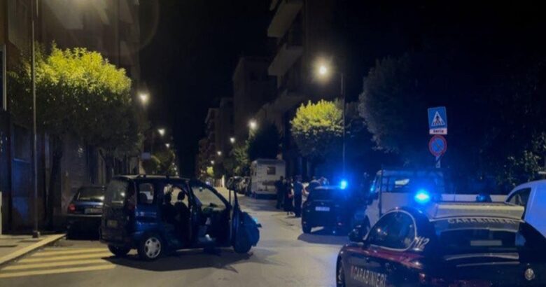 Isernia, giovani, fuga, tamponamento, auto