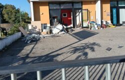 assalto notturno bancomat bcc termoli
