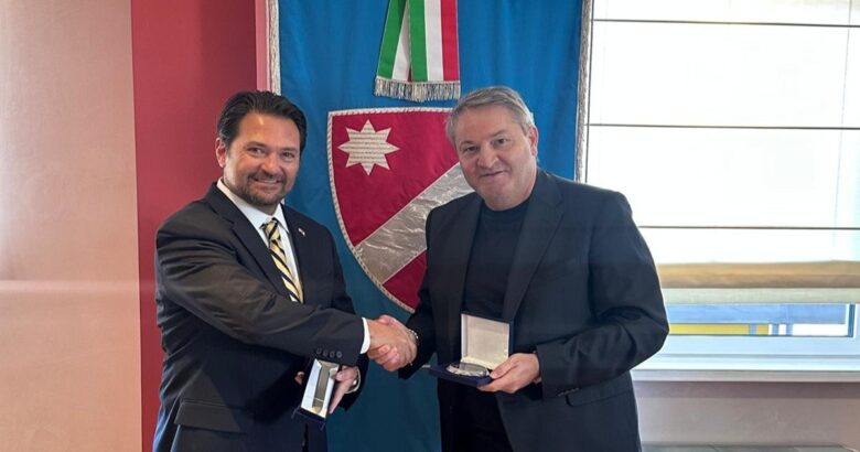 console Usa, Molise, Roberti