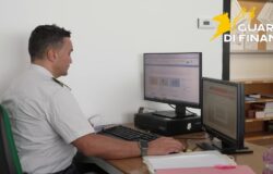 Guardia di Finanza, lavoratrici, “in nero”, locale