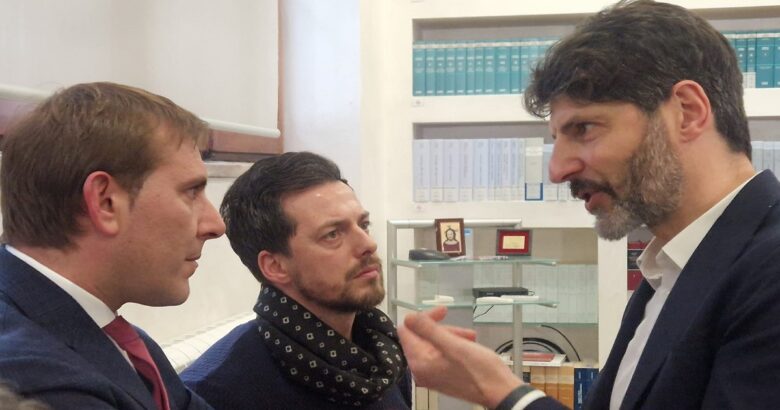 Primiani, Greco e Gravina del M5S