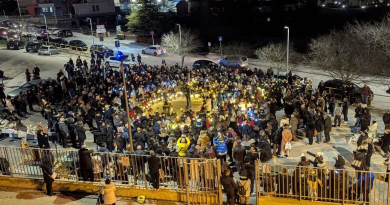 Campobasso, Tracce di pace e di luce, fiaccolata, Colozza, scuola, famiglia