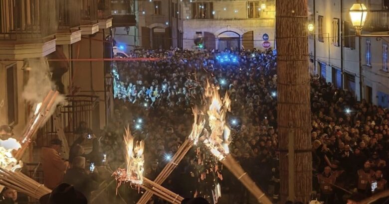 Festa dei Fuochi Rituali, Agnone, Molise, Italia