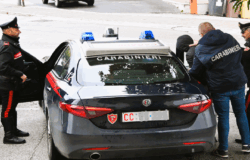 Isernia, donna, segregata, casa, compagno, arrestato