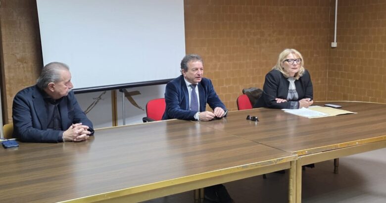 Sanità, Di Santo, Veneziale, medici