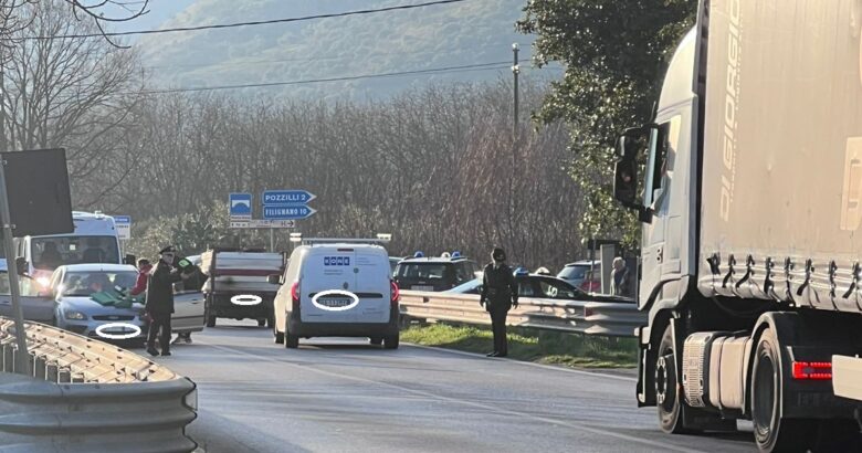 Incidente, SS 85 Venafrana, feriti lievi, bivio, Pozzilli