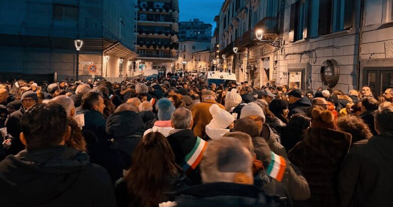 Isernia, fiaccolata, sanità pubblica