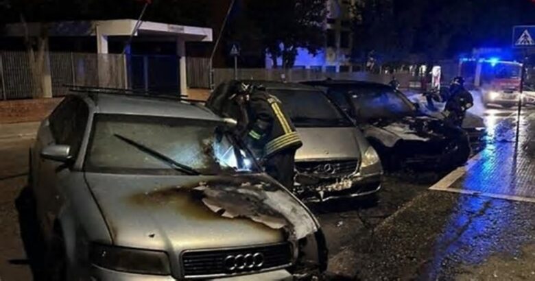 auto, incendiate, Termoli,