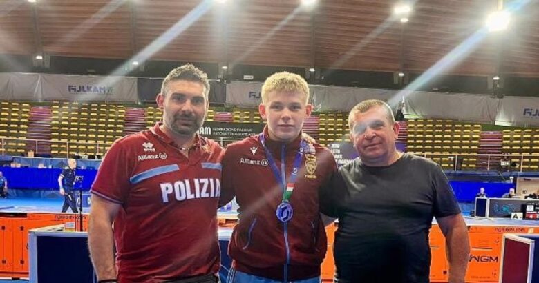 Lotta libera, Francesco Moffa, Fiamme Oro, Campobasso, vice campione d'Italia, under 17