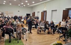 Venafro, Vladimir Luxuria, Femminile Plurale