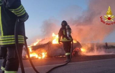 Auto, fiamme