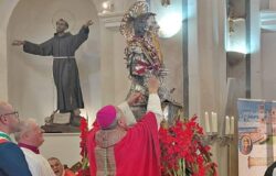 Venafro, Santi Martiri, Pontificale, Ricci